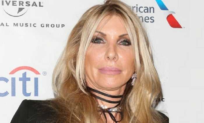 Get to Know Pamela Anne Casselberry - Dave Mustaine's Wife Since 1991 Get to Know Pamela Anne Casselberry - Dave Mustaine's Wife Since 1991